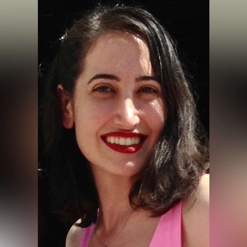 Meet your Posher, Angela